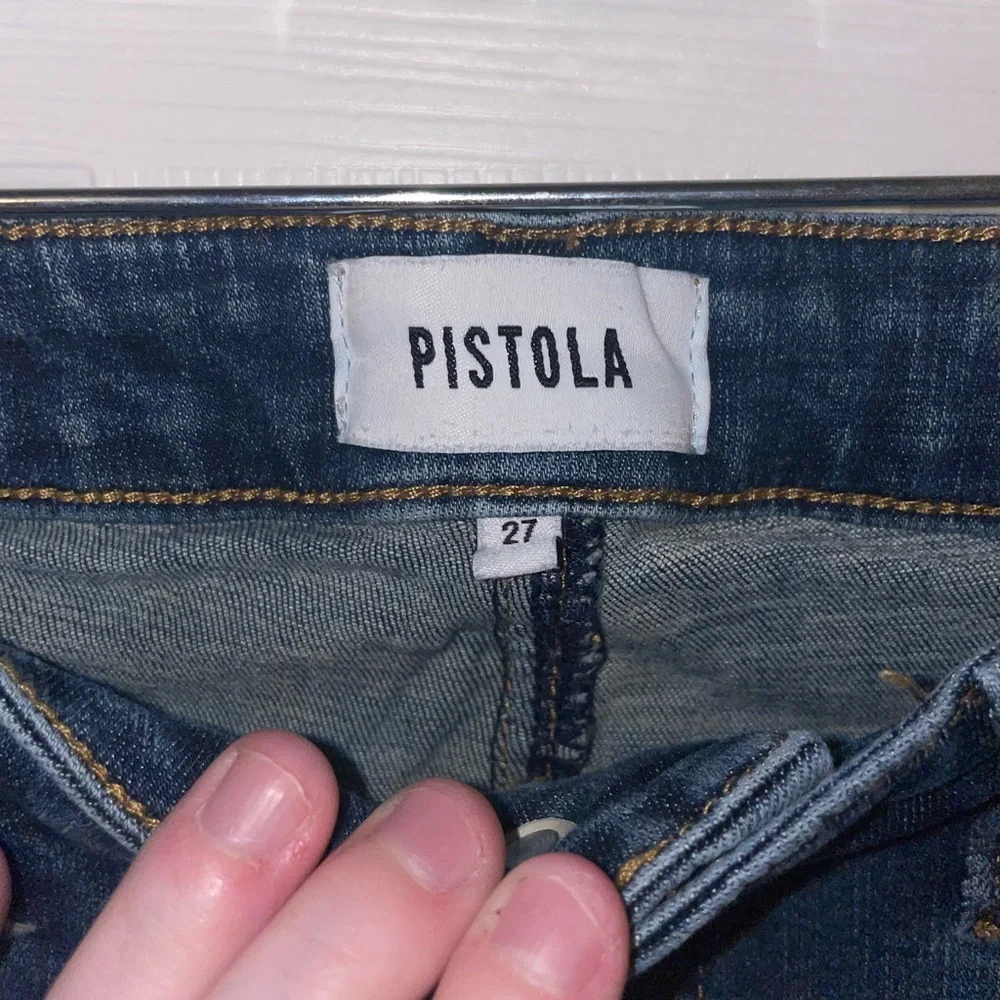 EUC PISTOLA JEANS